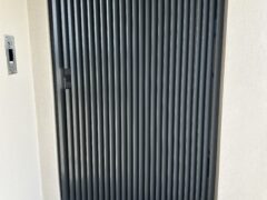 Custom Gate - Vertical 65x16 on the Angle with Angled Tops